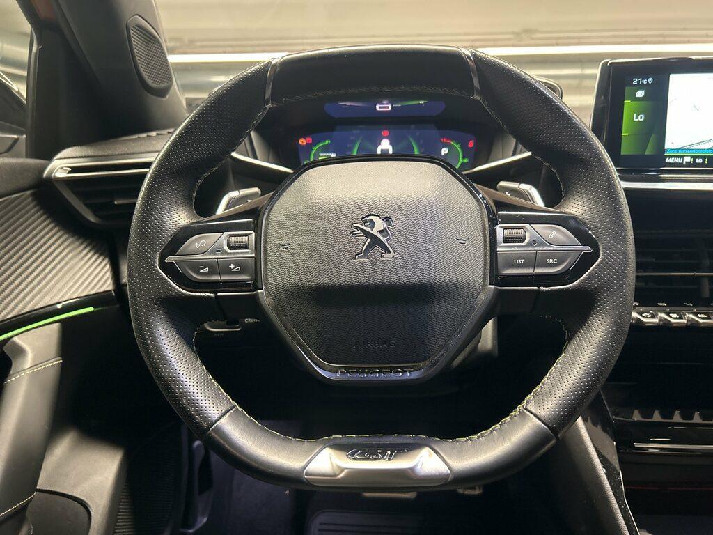 Peugeot 2008 1.2 PureTech GT EAT