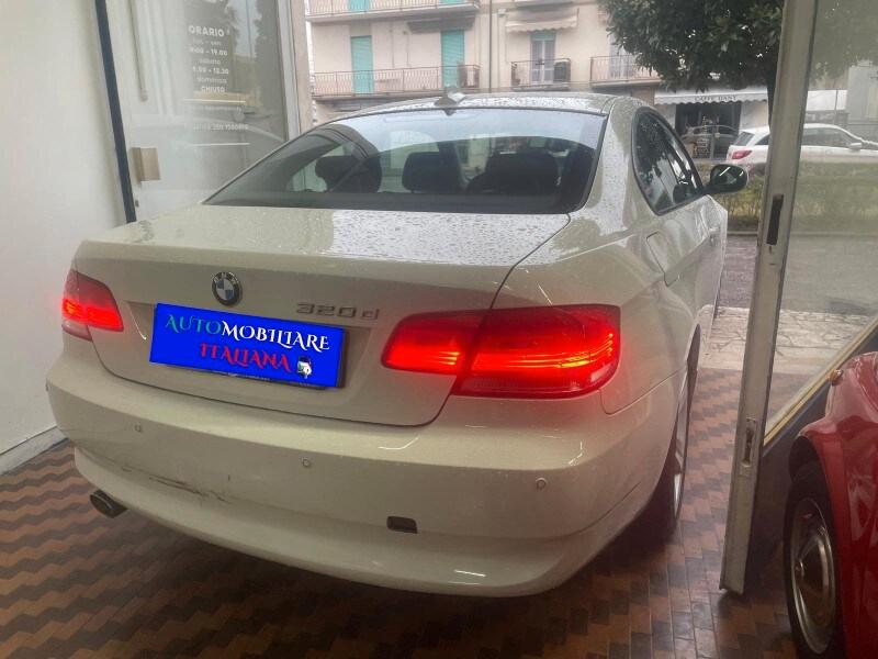 BMW Serie 3 (E92) 320d xDrive cat Coupé ...