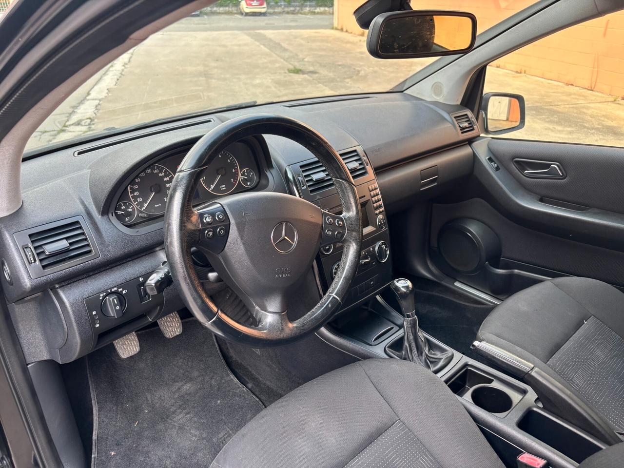 Mercedes-benz A 160 150 Classic