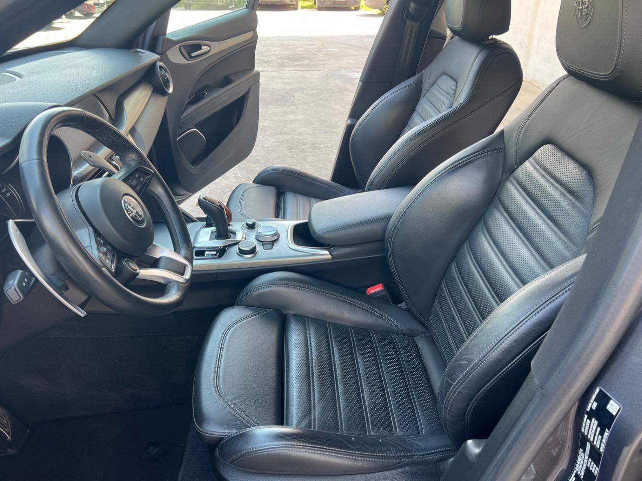 Alfa Romeo Stelvio 2.2 Turbodiesel 210 CV AT8 Q4 Veloce
