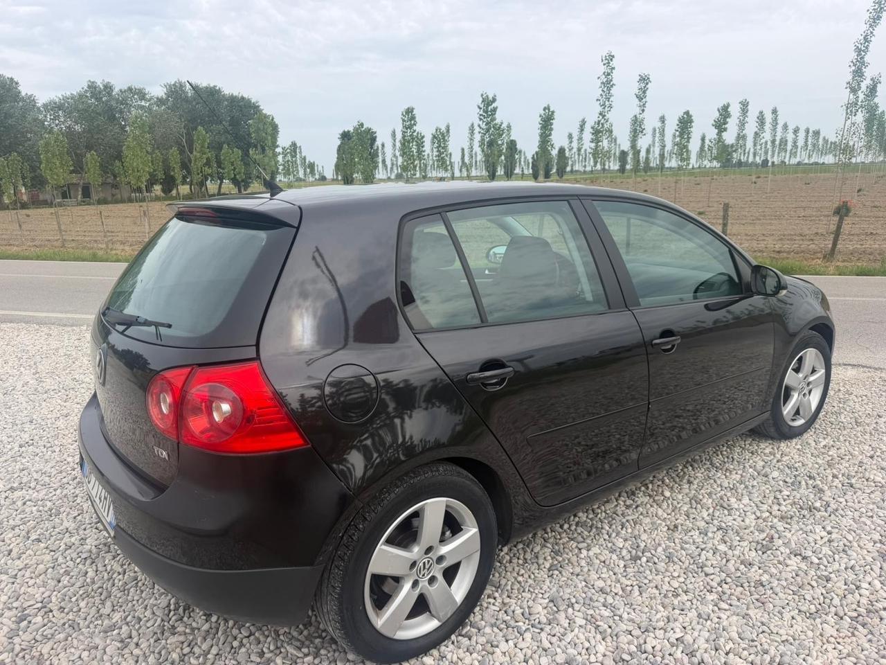 Volkswagen Golf 1.9 TDI DPF 5p. Sportline