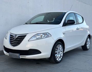 Lancia Ypsilon 1.2 69 CV 5 porte GPL Ecochic Silver