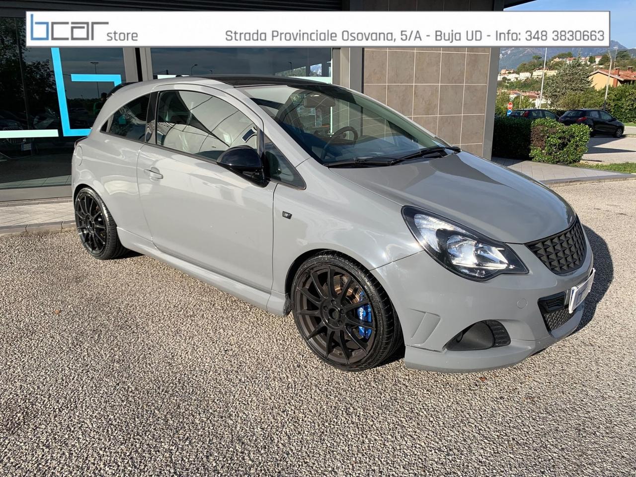 Opel Corsa 1.6 T 192CV 3 porte OPC