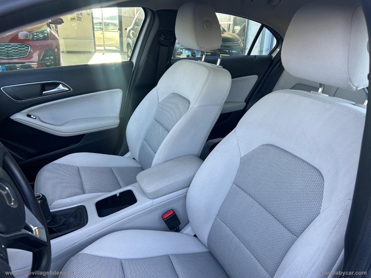 MERCEDES-BENZ A 180 CDI Sport