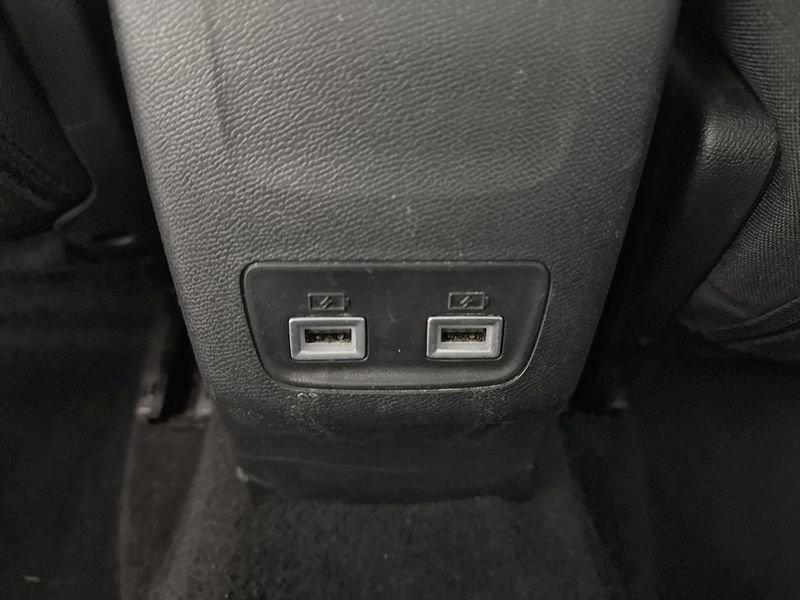 Peugeot 208 Active Pack e 136cv