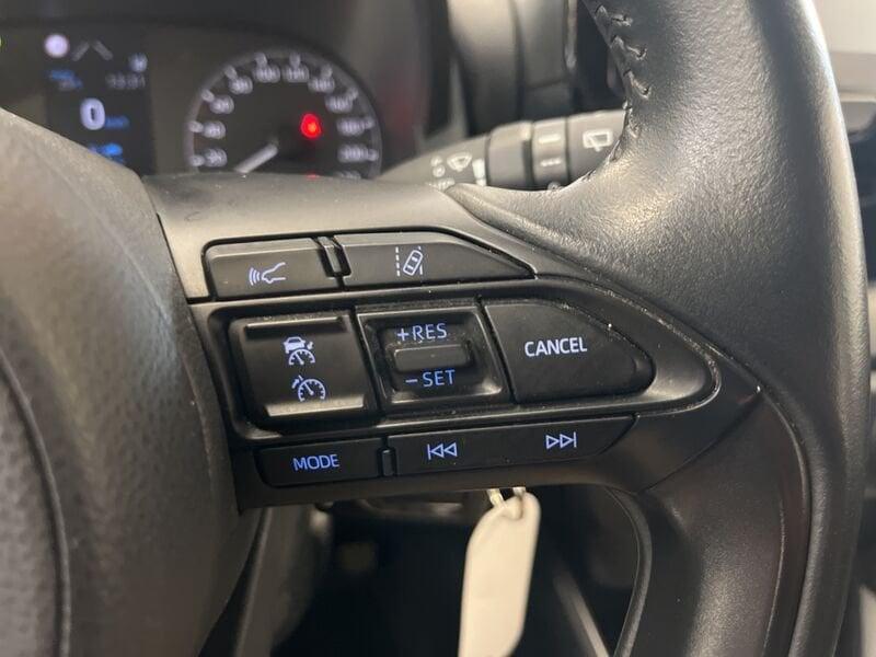 Toyota Yaris Yaris 1.0 5 porte Active