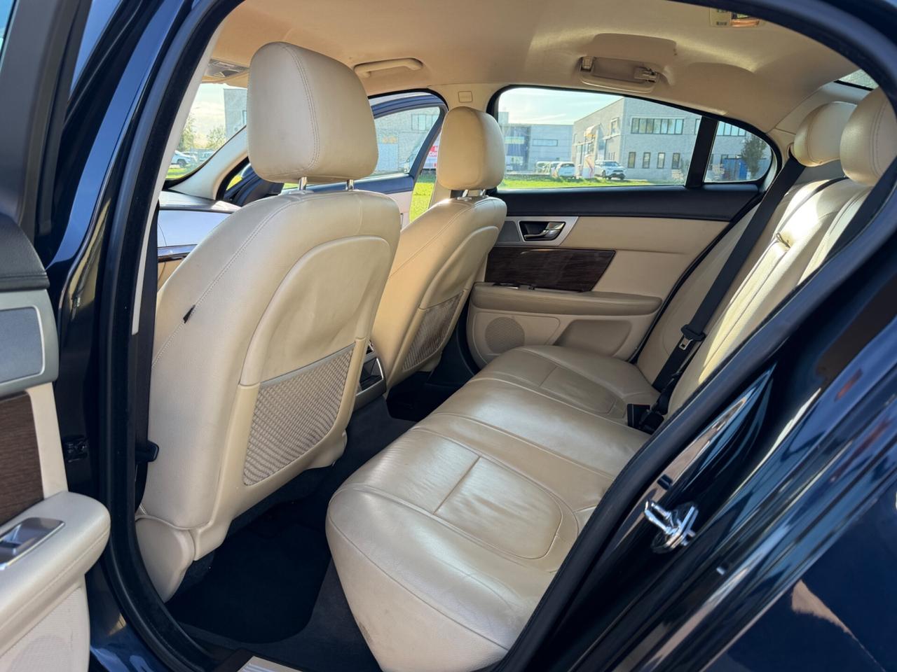 Jaguar XF 2.2 D 190 CV