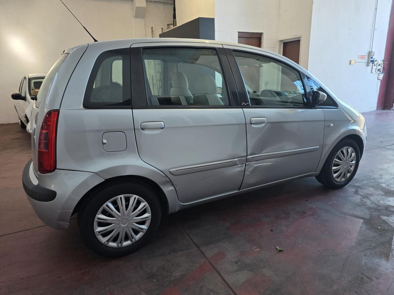 Lancia MUSA 1.4 16V Oro NEOPAT