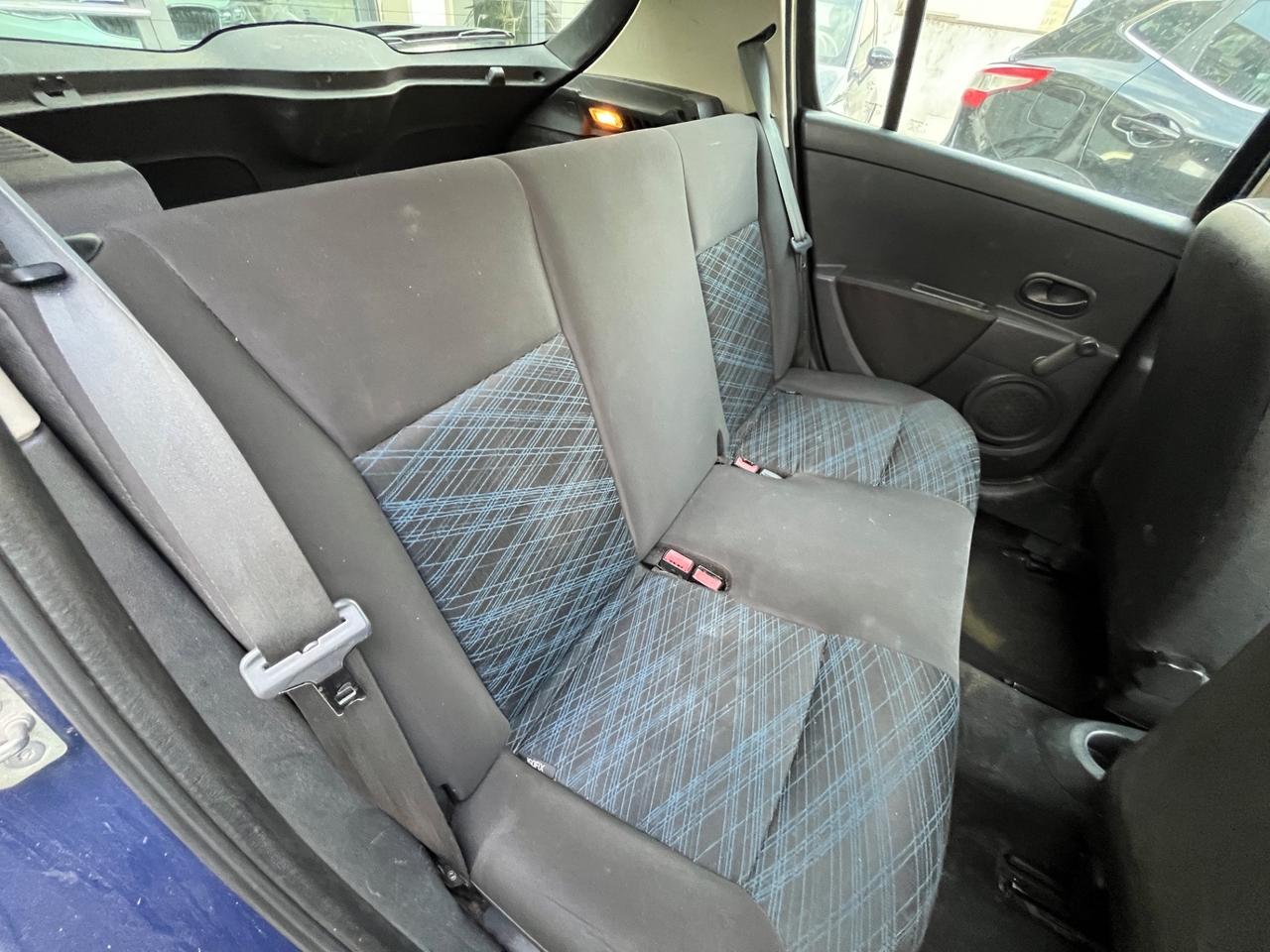 Renault Clio Storia 1.2 16V 5 porte Dynamique