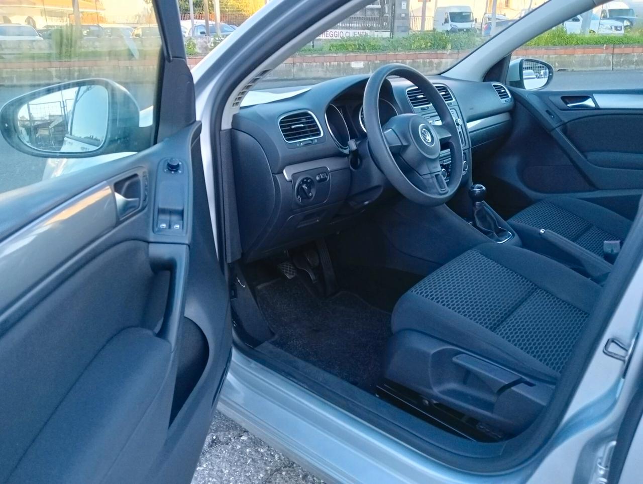 Volkswagen Golf 1.6 TDI 5p.