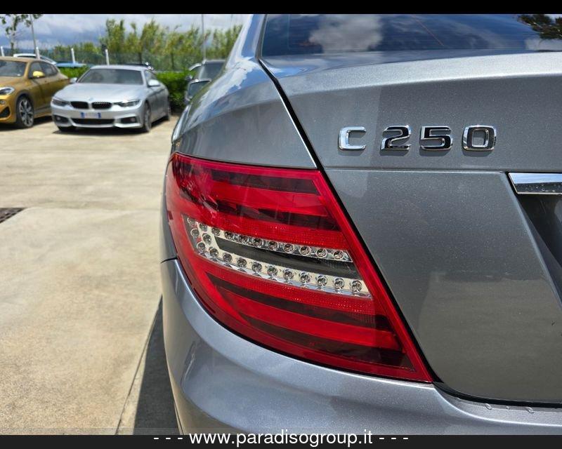 Mercedes-Benz Classe C - W204 2011 Coupe C Coupe 250 cdi (be) Avantgarde