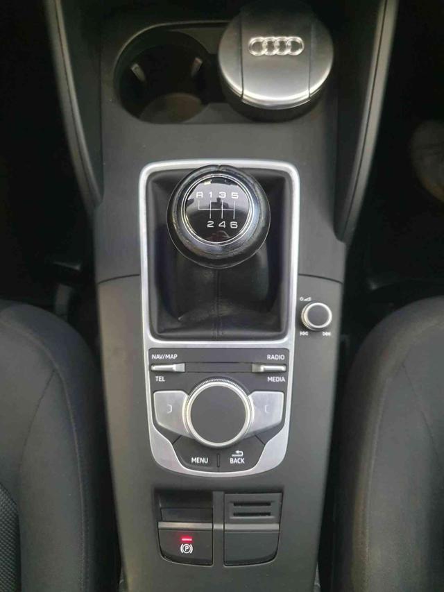 AUDI A3 1.6 TDI 115cv Xenon