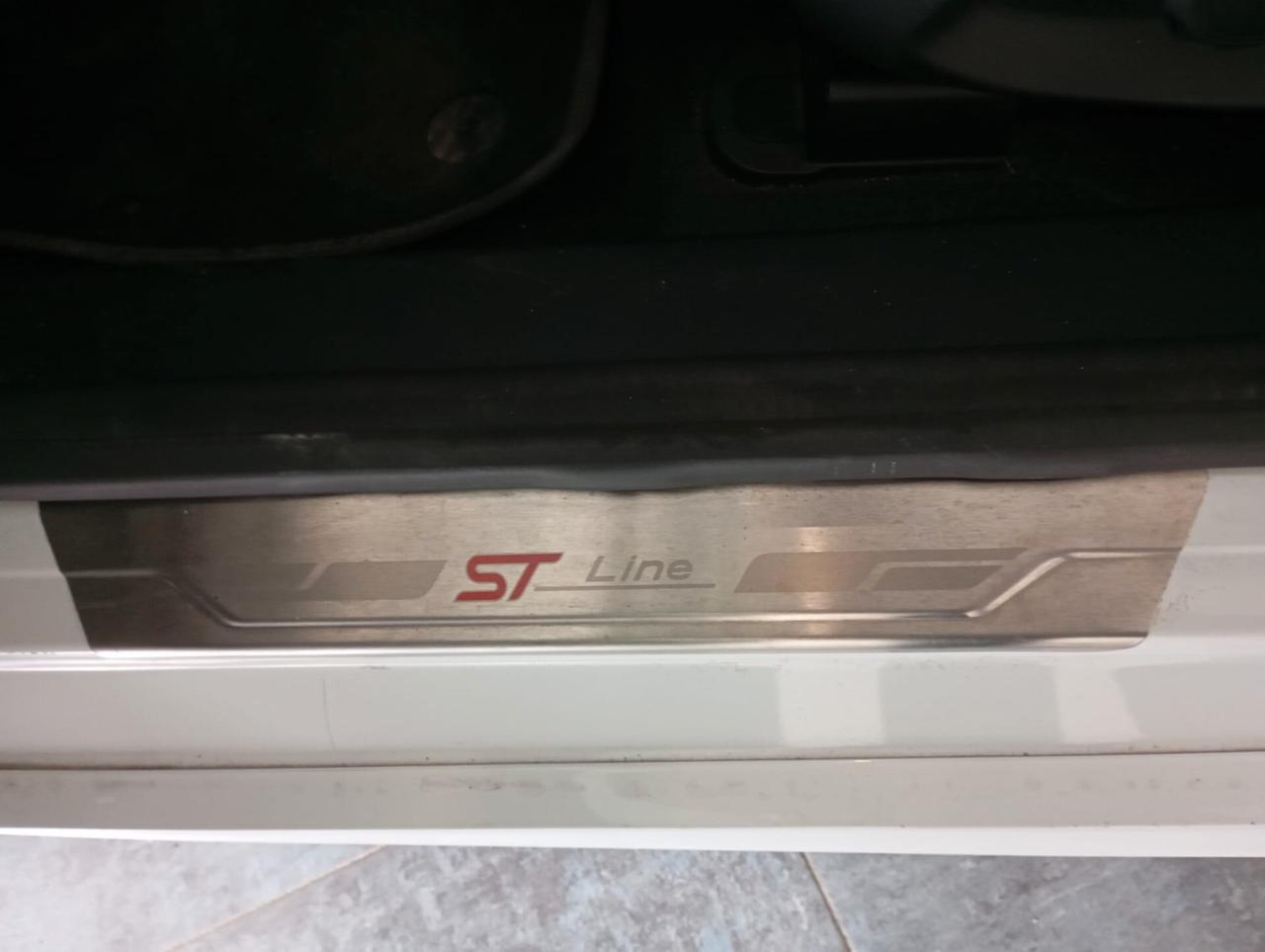 Ford Fiesta 1.0 EcoBoost 100CV 5 porte ST-Line-2017