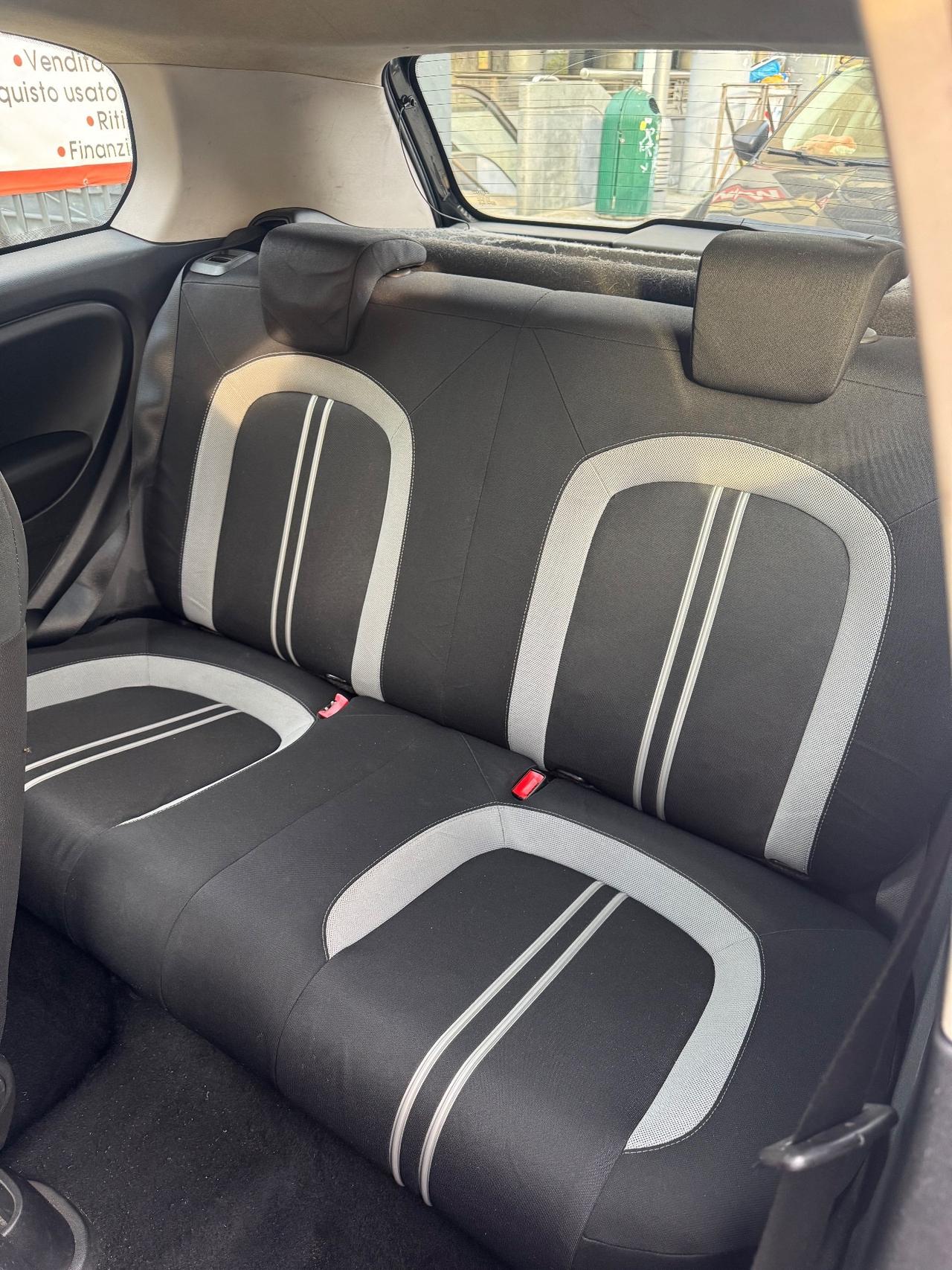 Fiat Grande Punto 1.3 MJT 90 CV 3 porte Sport