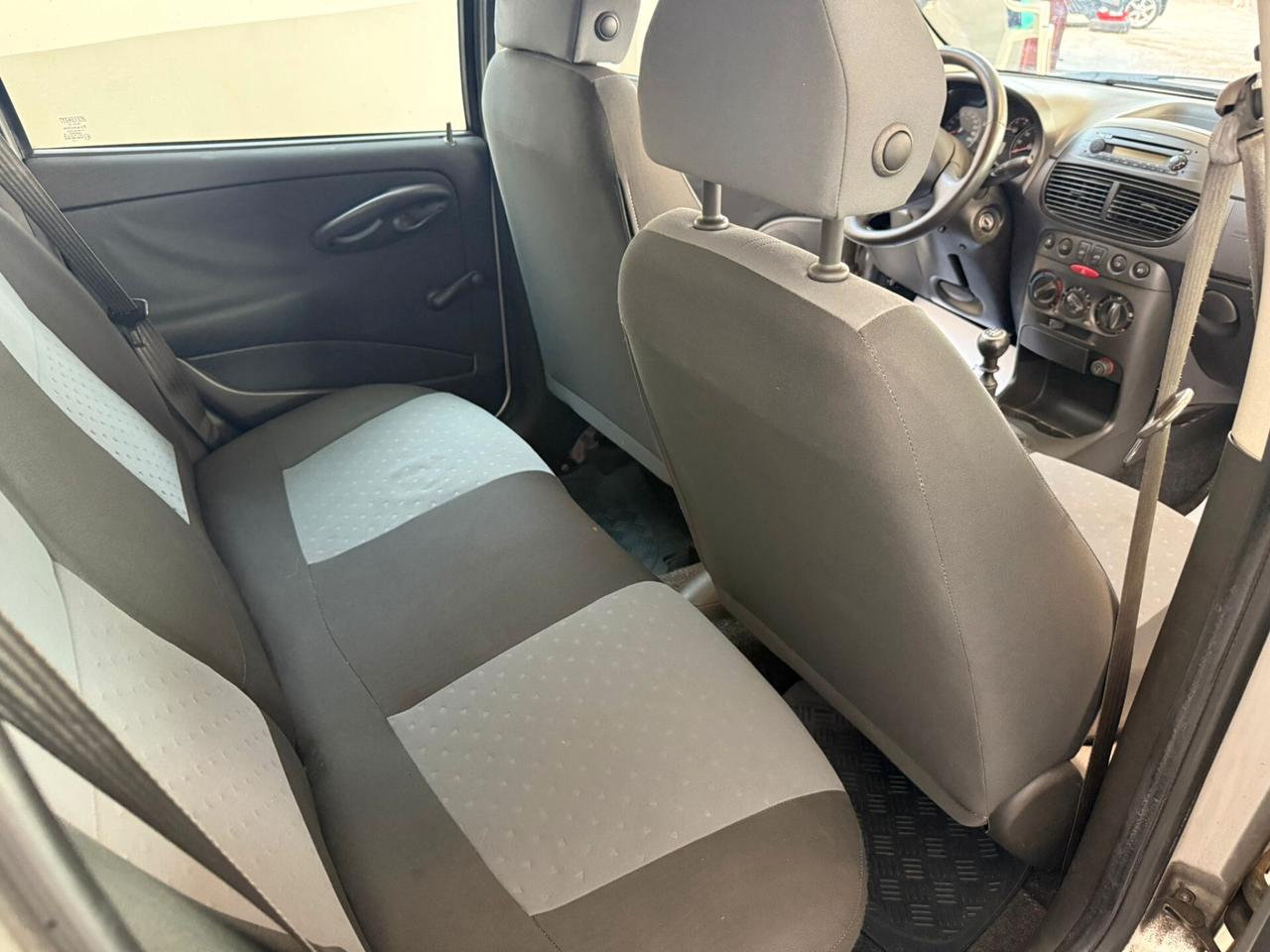 Fiat Punto 1.2i cat 5 porte ELX