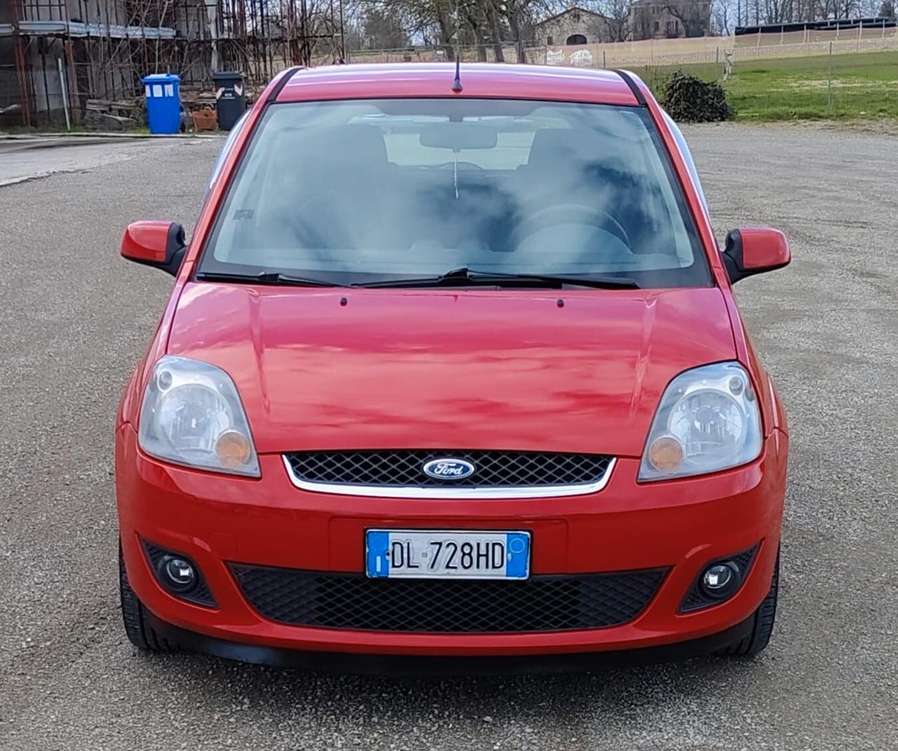 Ford Fiesta 1.4 TDCi 5p. Ghia