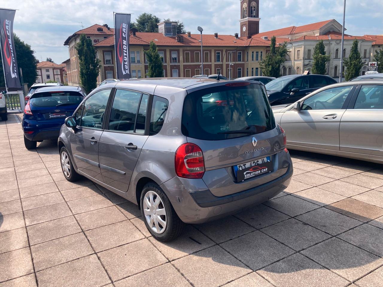 Renault Modus Grand 1.2 16V Dynamique