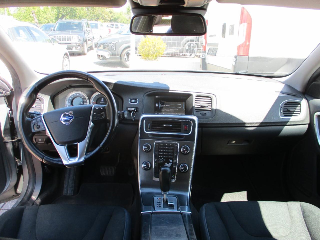 Volvo V60 2.0 d3 Summum geartronic