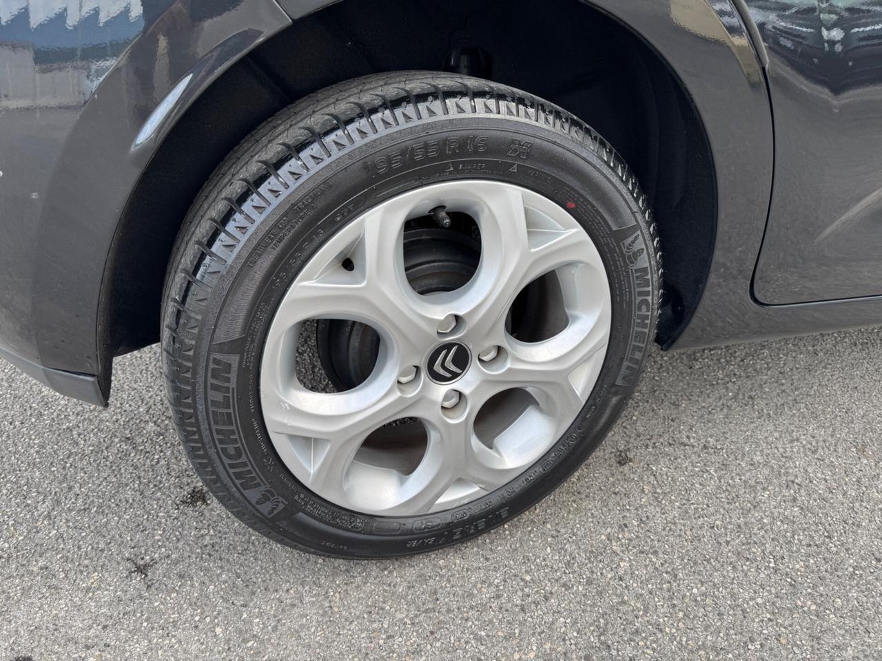 Citroen C3 1.1 Exclusive 18.000KM ORIGINALI!!