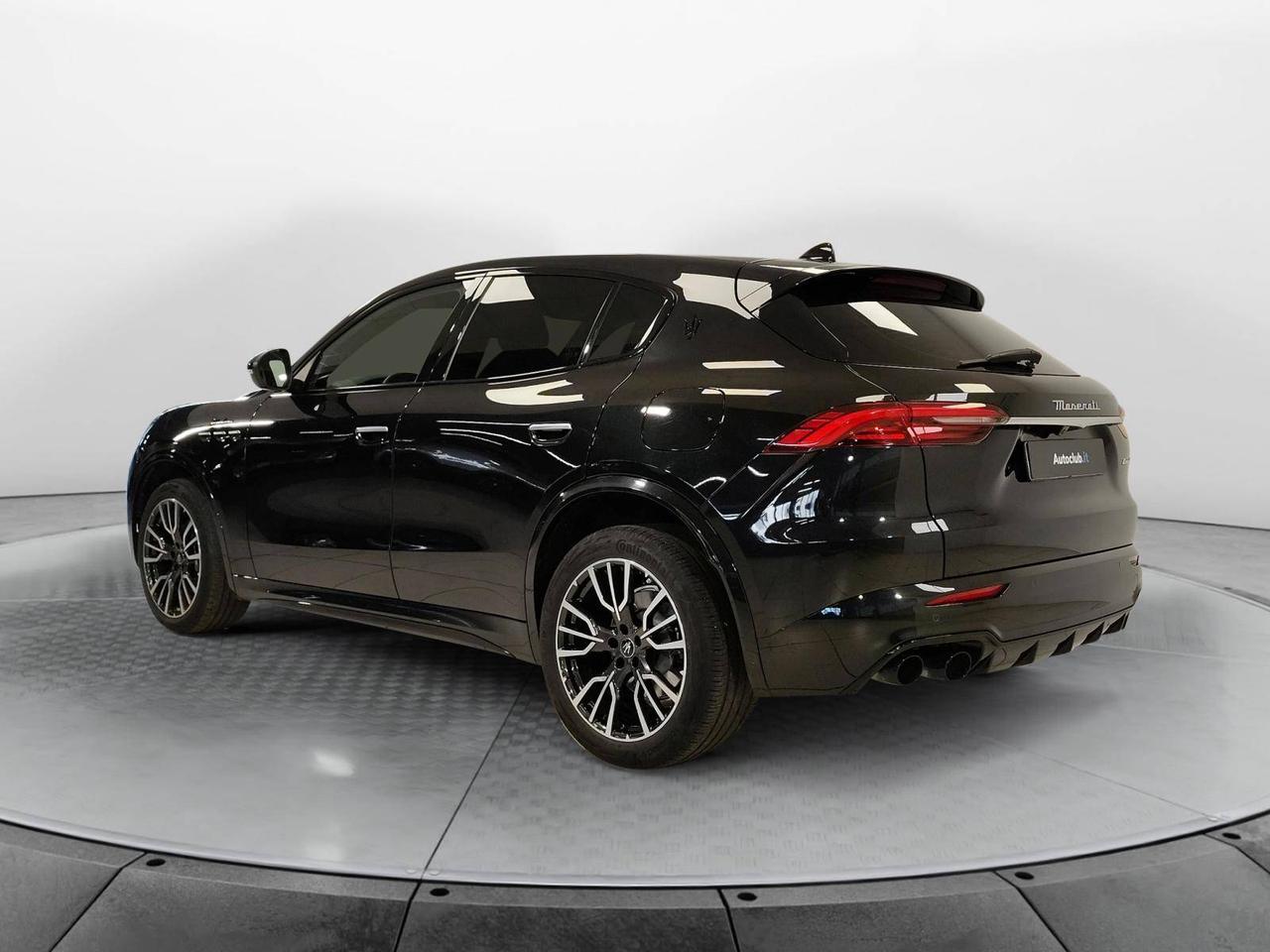 Maserati Grecale mhev Modena 330cv