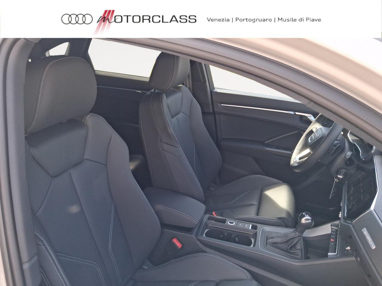 Audi Q3 sportback 40 2.0 tdi 193cv identity black quattro s tronic