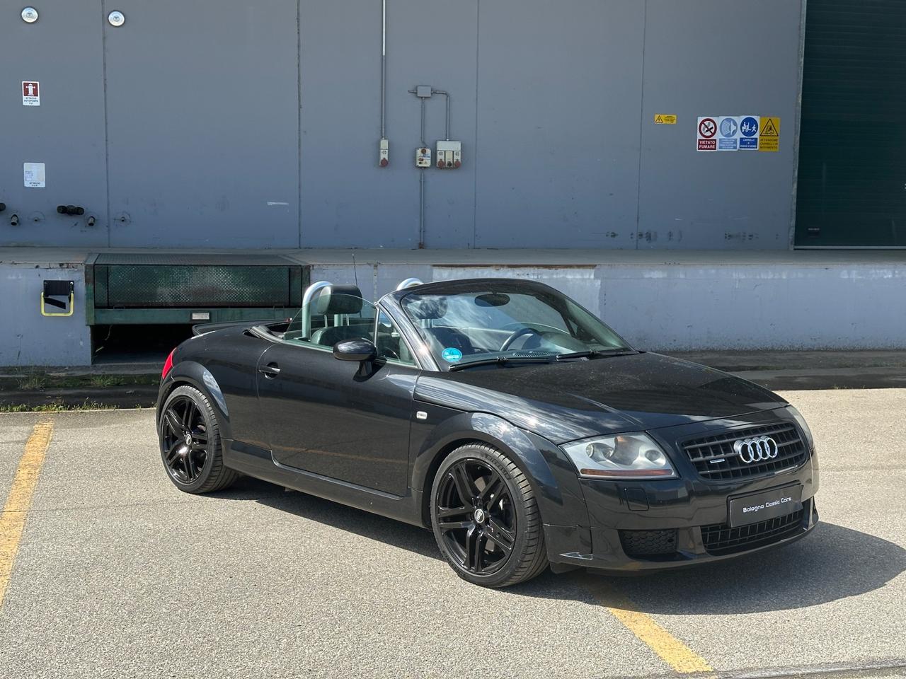 Audi TT 3.2 V6 Roadster Quattro Cabrio