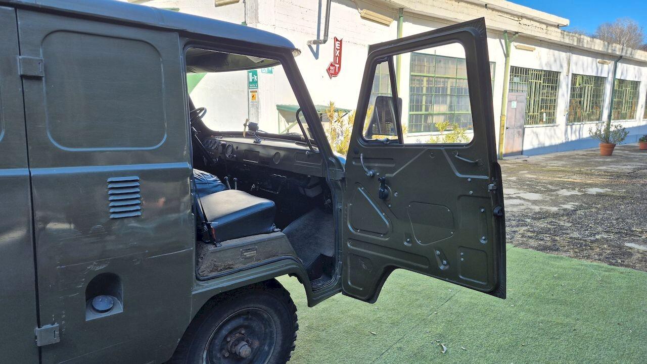 UAZ 452 Furgone 4×4 Serie 3741 – 1991