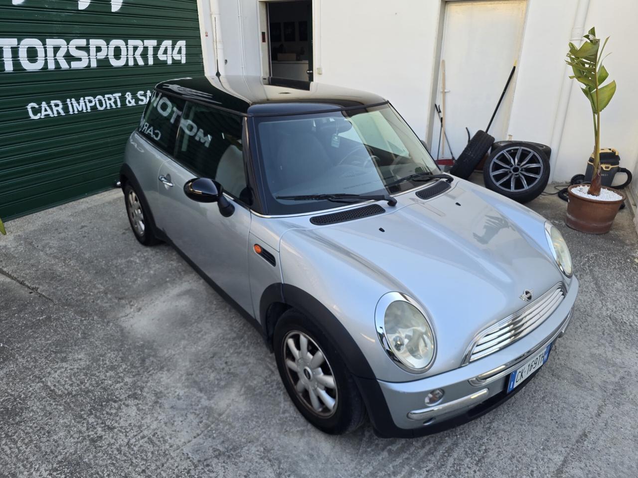 Mini 1.6 16V Cooper R50