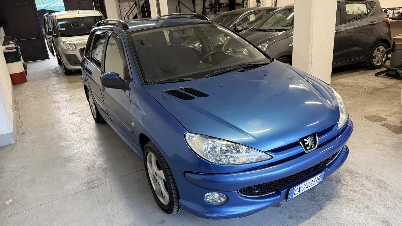 Peugeot 206 1.6 16V 5p. XS Line