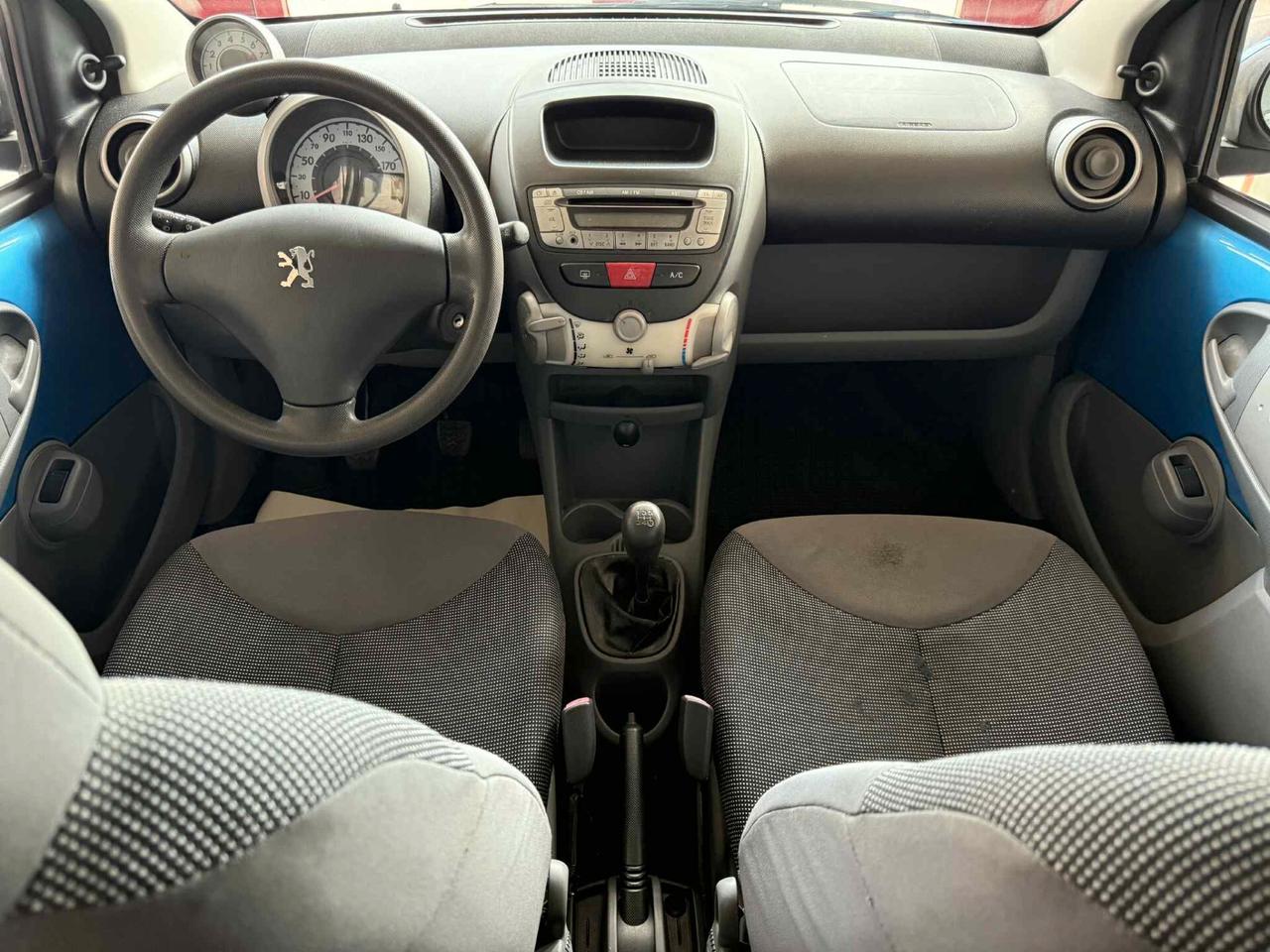 Peugeot 107 1.0 5 porte 68CV NEOPATENTATI