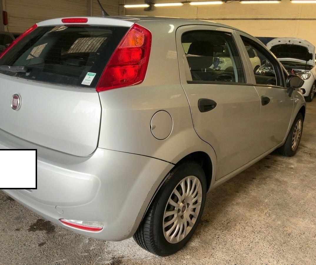 Fiat Punto BENZINA NAVIGATORE