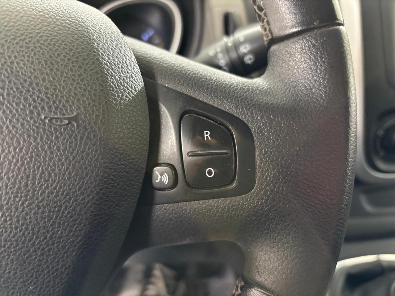 Renault Trafic *8 POSTI* EURO 6B*