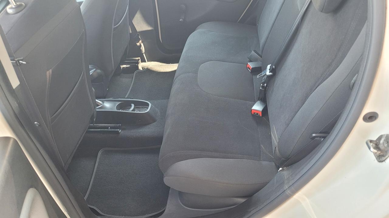 Lancia Ypsilon 1.2 5 porte Platinum ..