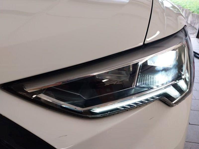 Audi Q3 Q3 35 TDI S tronic S line edition Matrix Led camera 19"