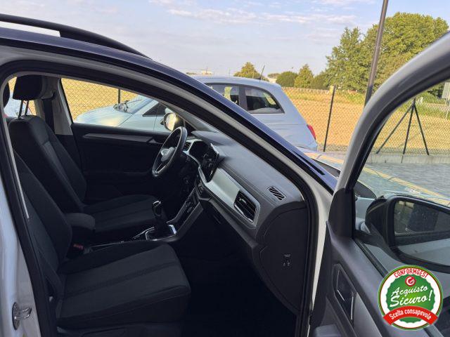 VOLKSWAGEN T-Roc 1.0 TSI RESTYLING ANCHE PER NEOPATENTATI