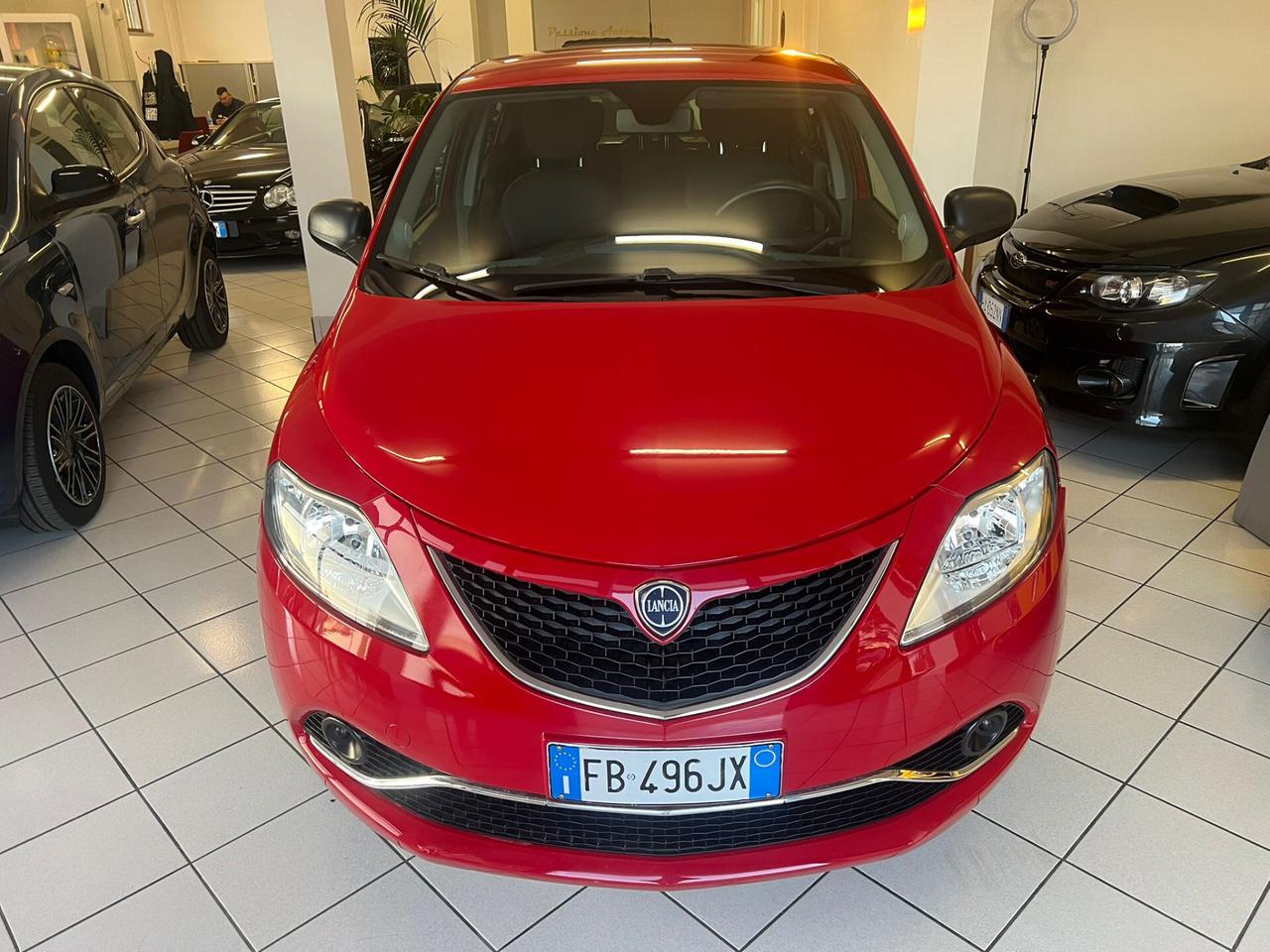 Lancia Ypsilon 1.2 69 CV 5 porte Gold