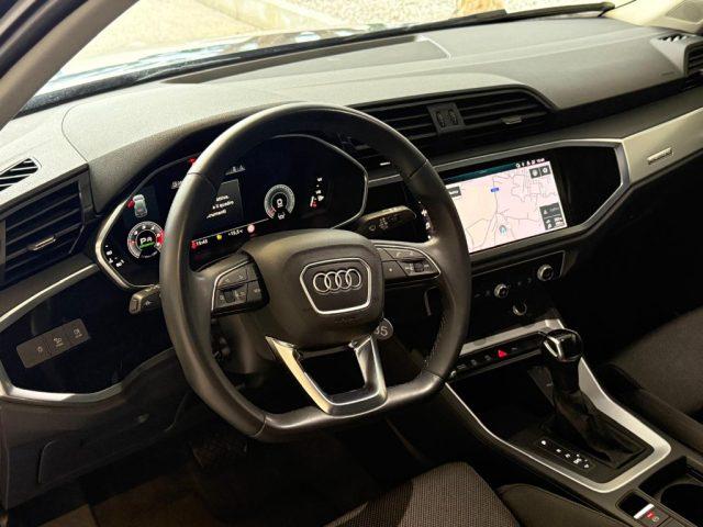 AUDI Q3 35 TDI S line edition
