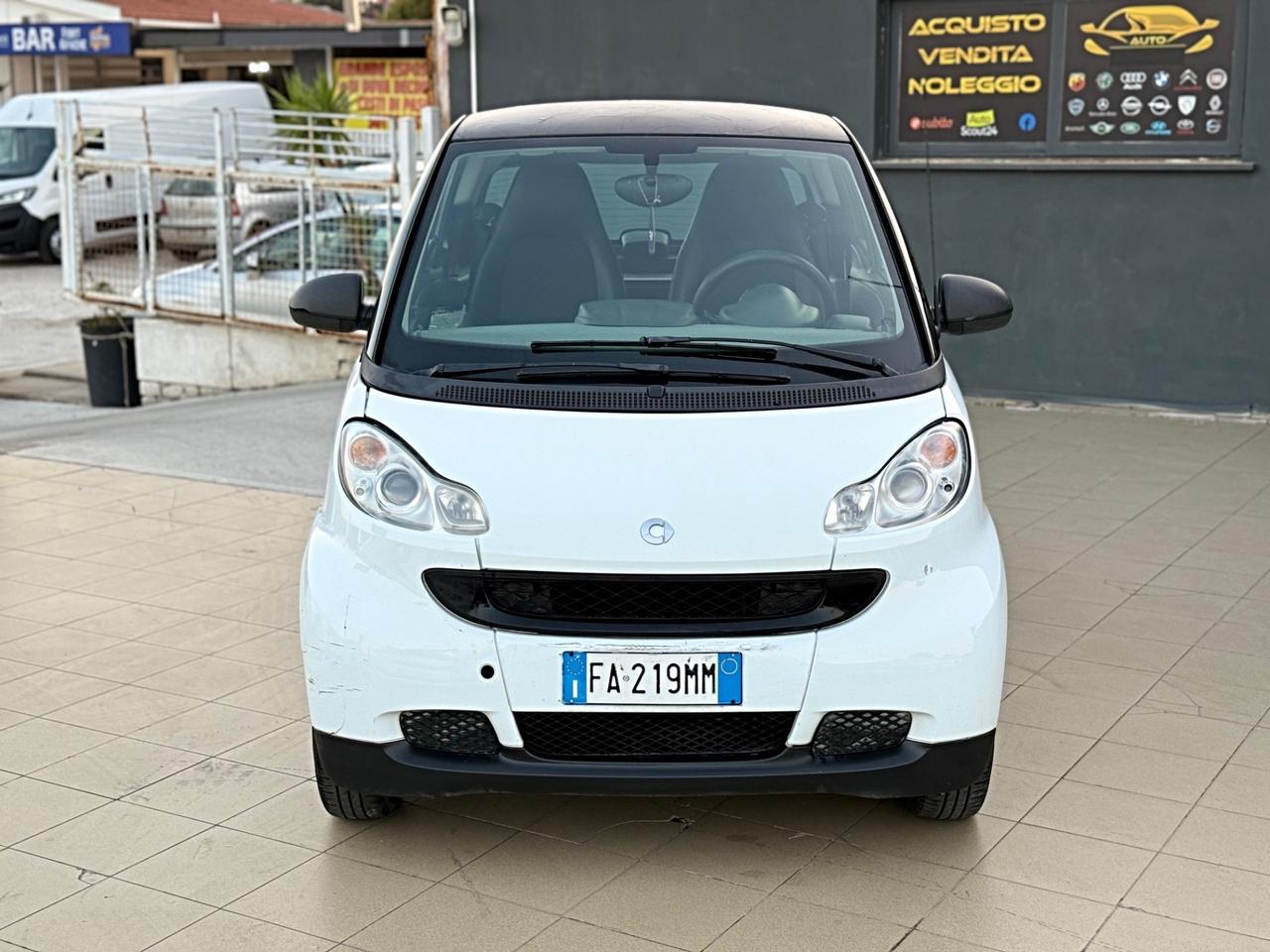 Smart ForTwo 1000 45 kW MHD coupé pure Garanzia 12 Mesi