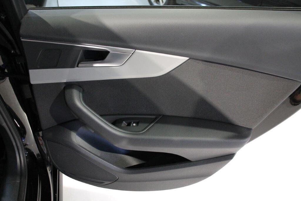 Audi A4 Avant 40 TDI quattro S tronic Business Advanced 204CV