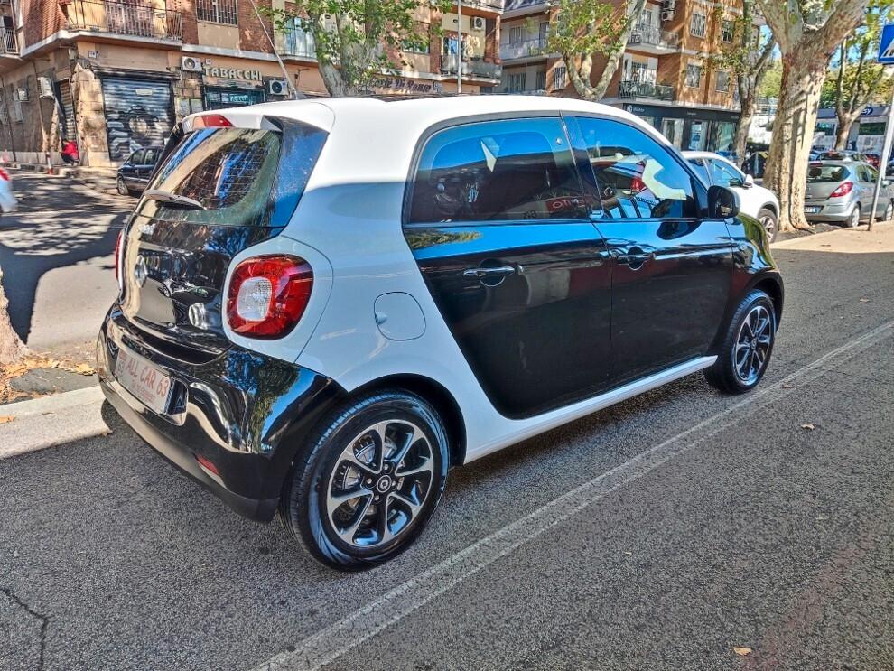 Smart ForFour 1.0 GPL AUTOMATICA NEOPATENTATI EURO 6