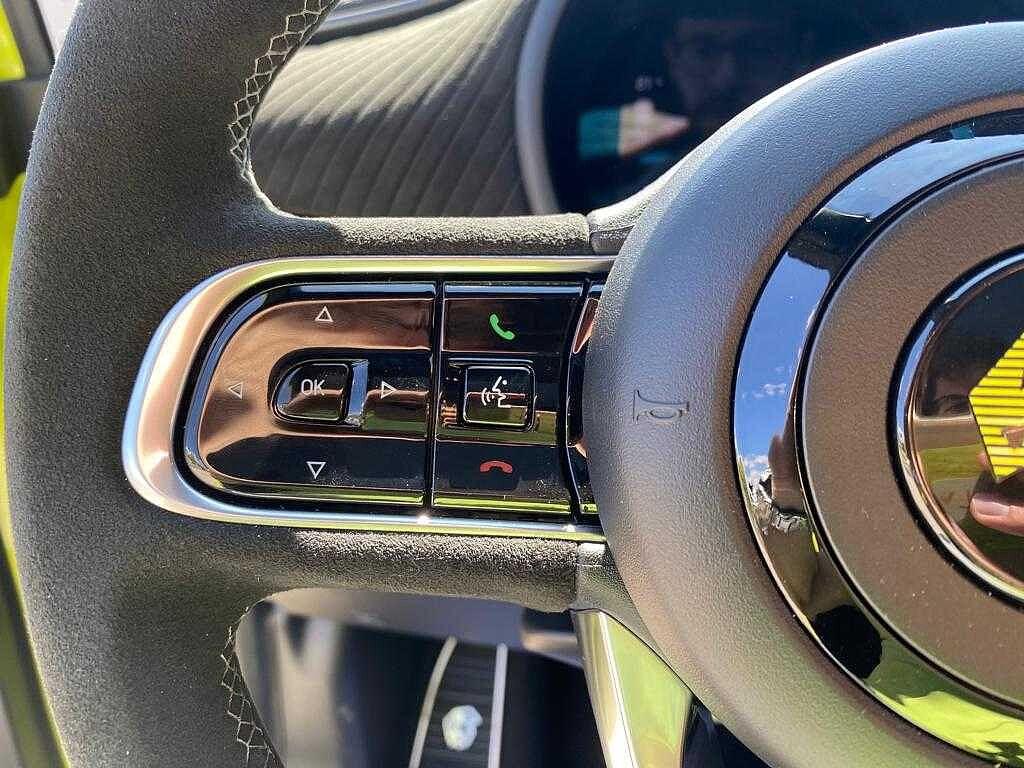 Abarth 500e Scorpionissima