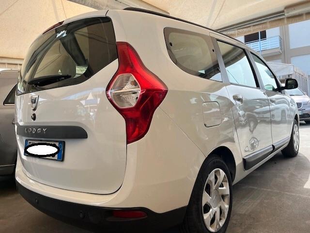 DACIA LODGY IMPIANTO A GAS CASA MADRE! 7 POSTI !