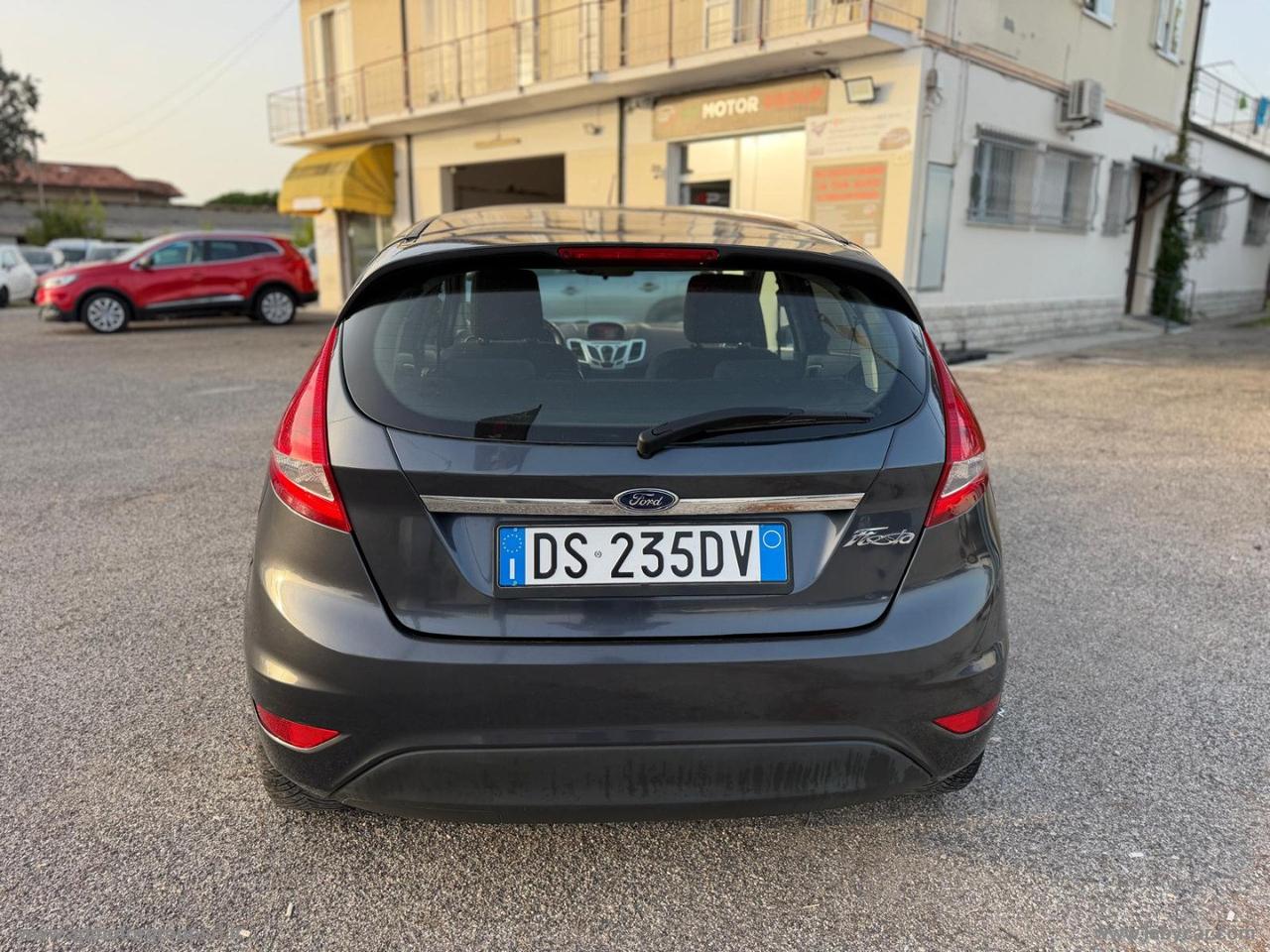 FORD Fiesta 1.2 16V 5p. Titanium