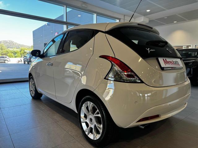 LANCIA Ypsilon 1.2 69 CV 5 porte Platinum