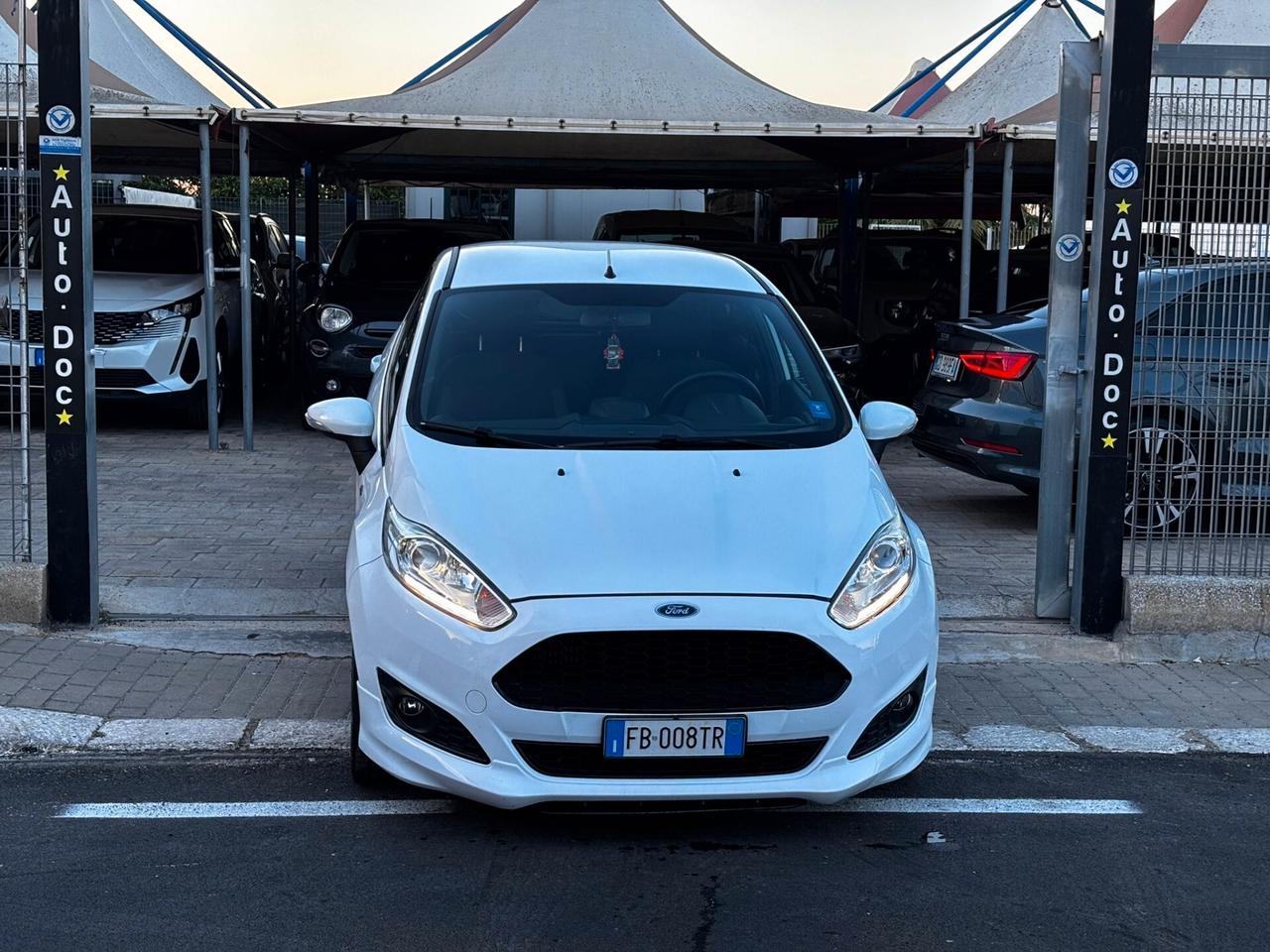 Ford Fiesta 1.5 TDCi 75CV 5p ST-Line - 2017