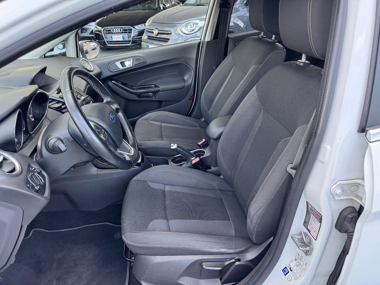 Ford Fiesta 1.5 TDCi 75CV 5 porte Titanium