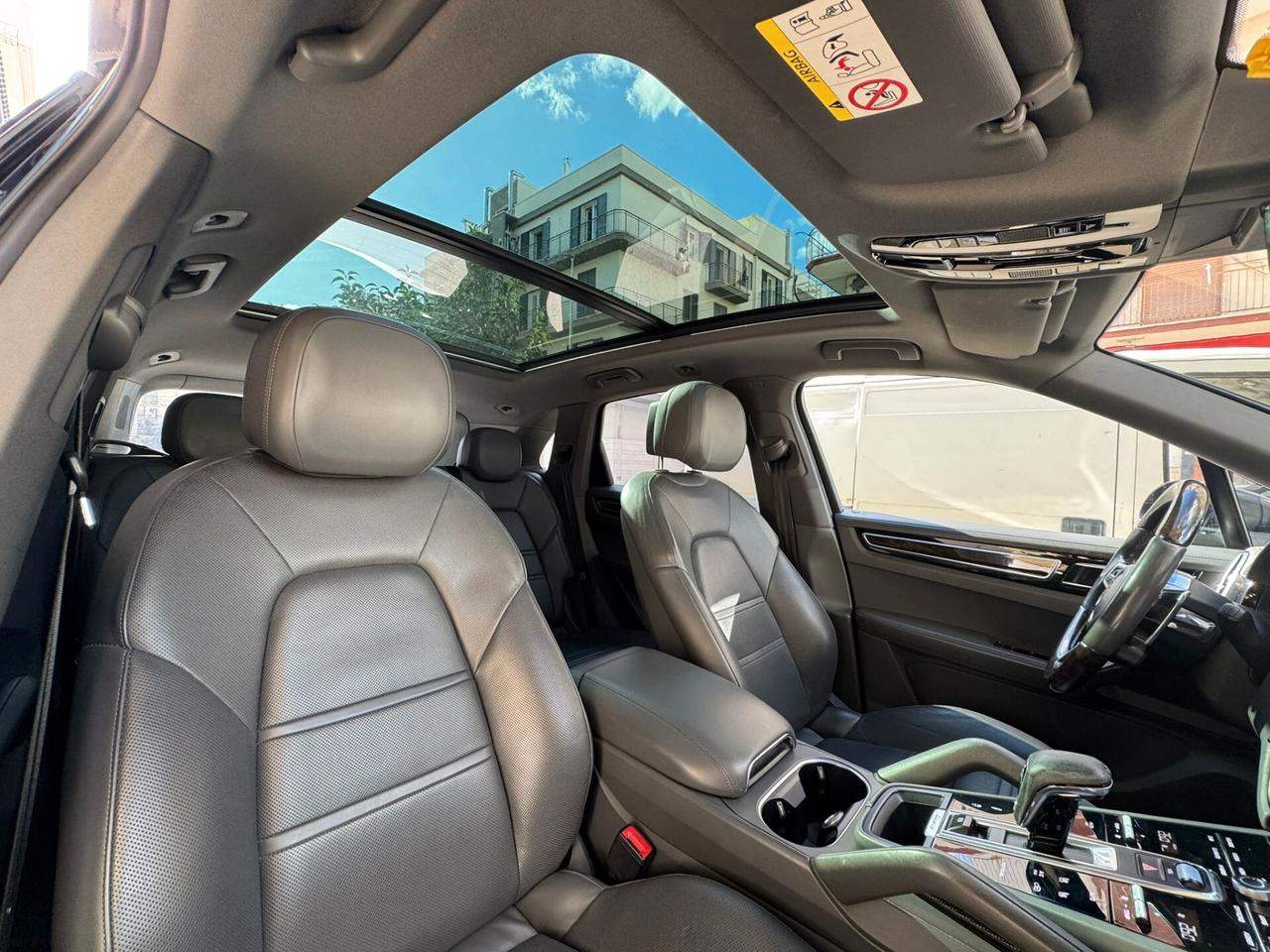 Porsche Cayenne 3.0 V6 E-Hybrid