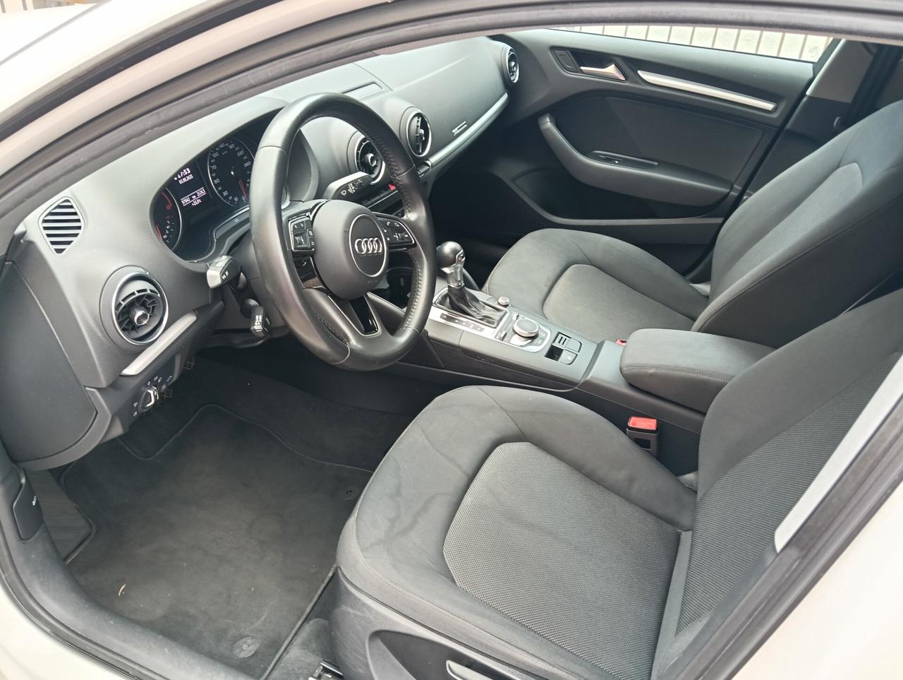 Audi A3 SPB 30 TDI S tronic Business