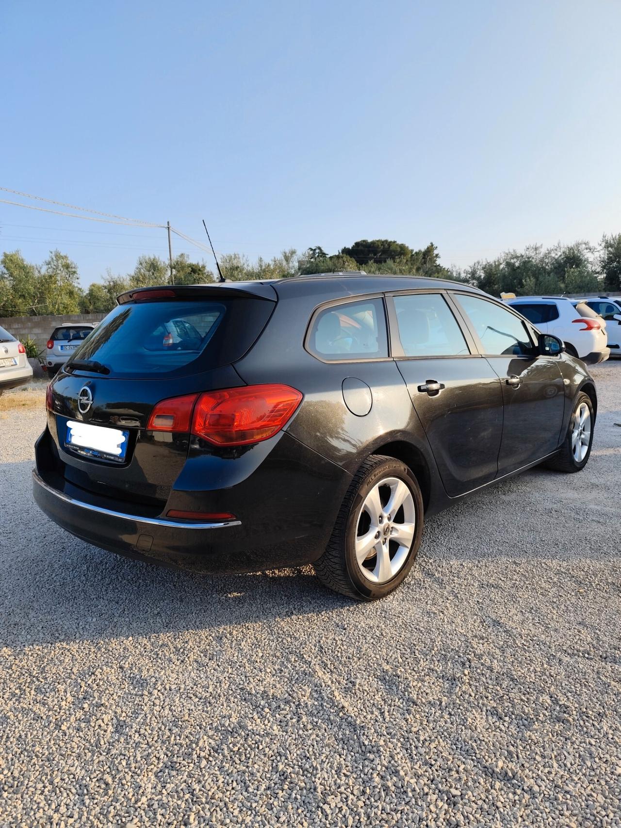 Opel Astra 1.7 CDTI 110CV Sports Tourer Cosmo