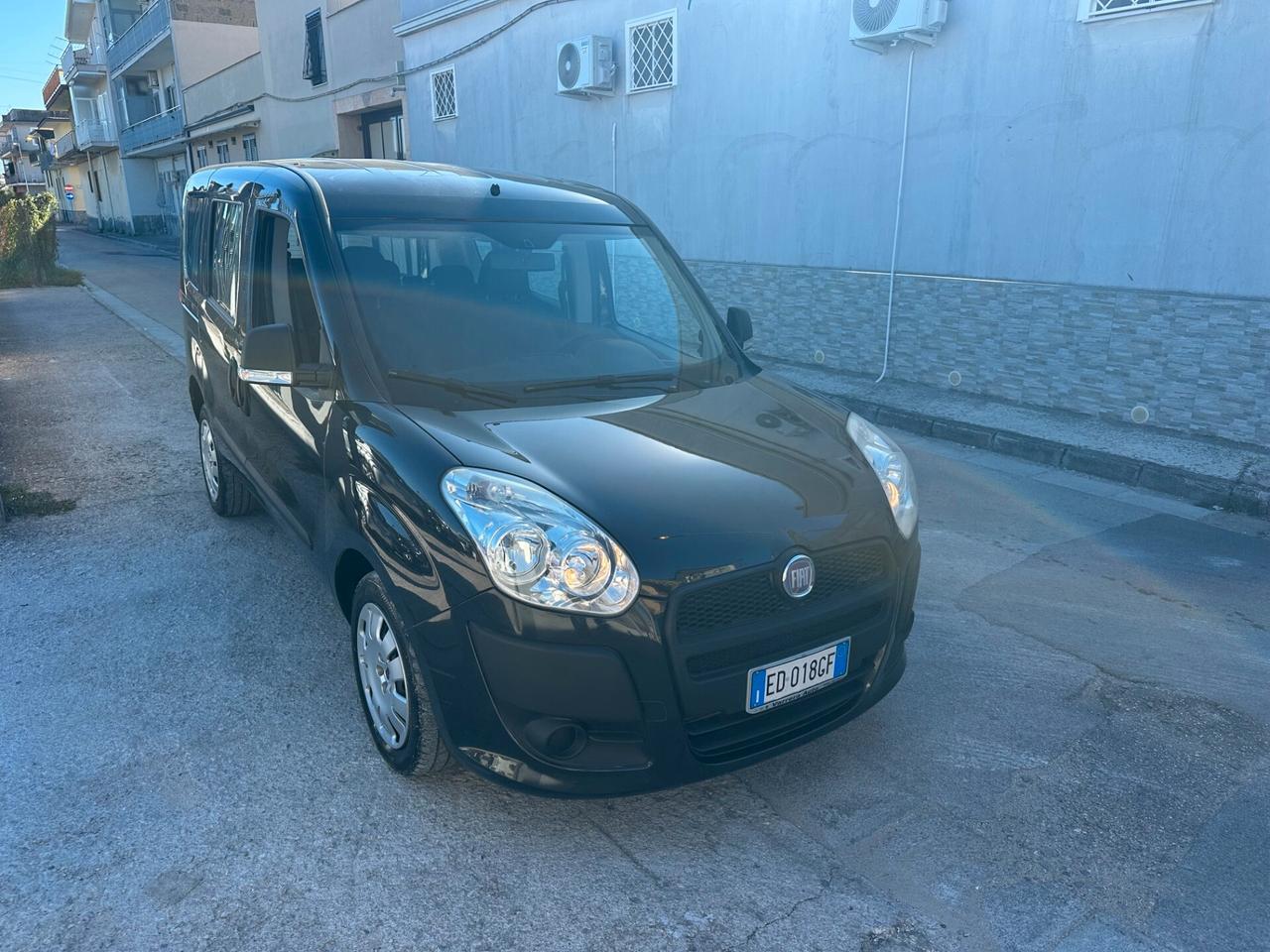 Fiat Doblo 1.6 MJT 105 Cv Emotion 5 Posti Vettura